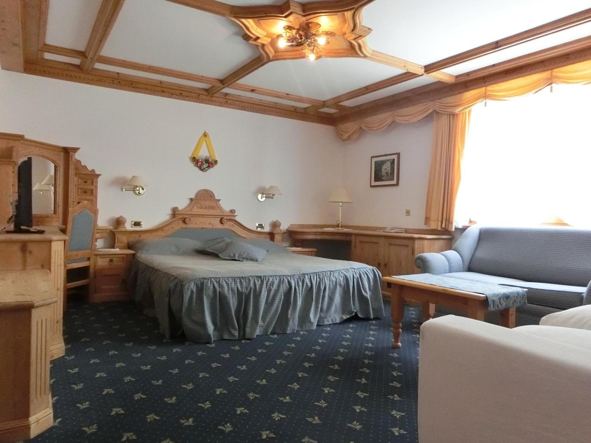 Aparthotel Garni Criss Colfosco Exterior foto